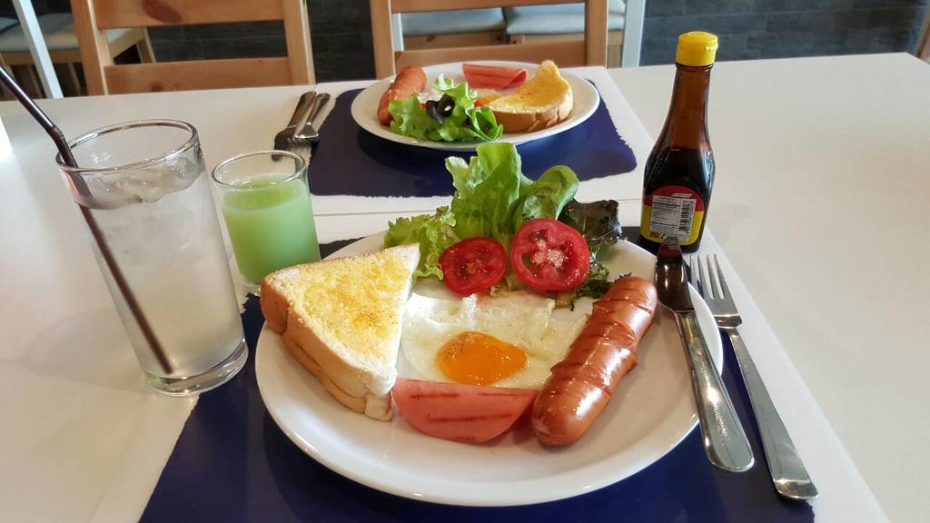 Eat-Ting Hostel Bang Sao Thong Kültér fotó